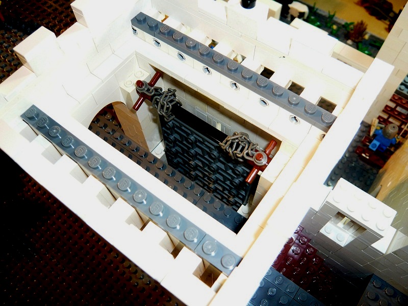 belvoir_inner_fortress_porticullis_2.jpg