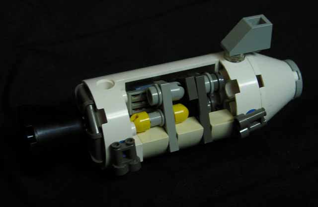 apollo13-dan-lego-2.jpg