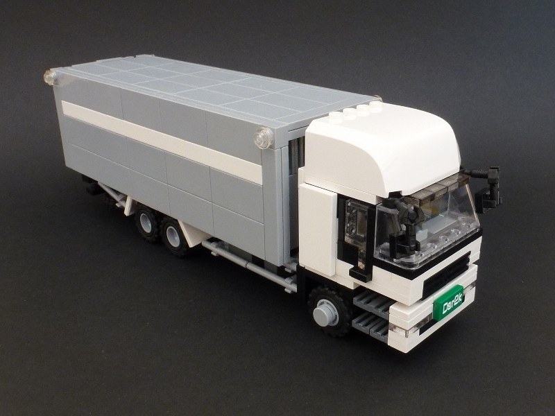 white_truck_moc_dar2k_01.jpg