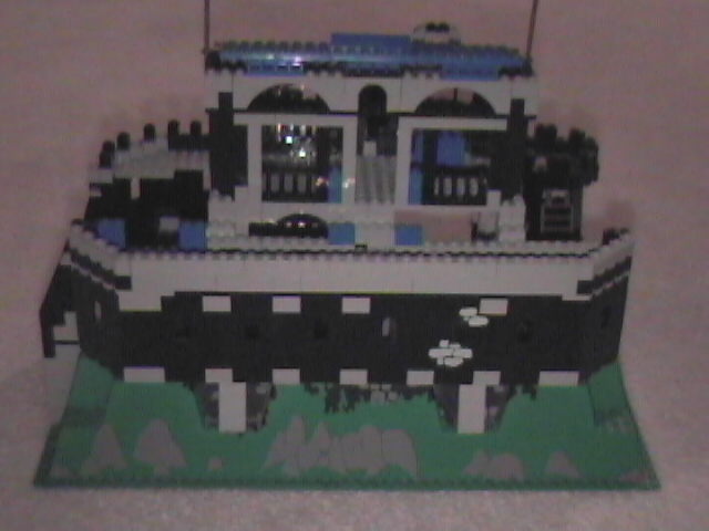 palaceback.jpg
