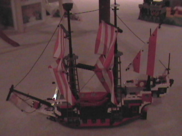 galleon.jpg