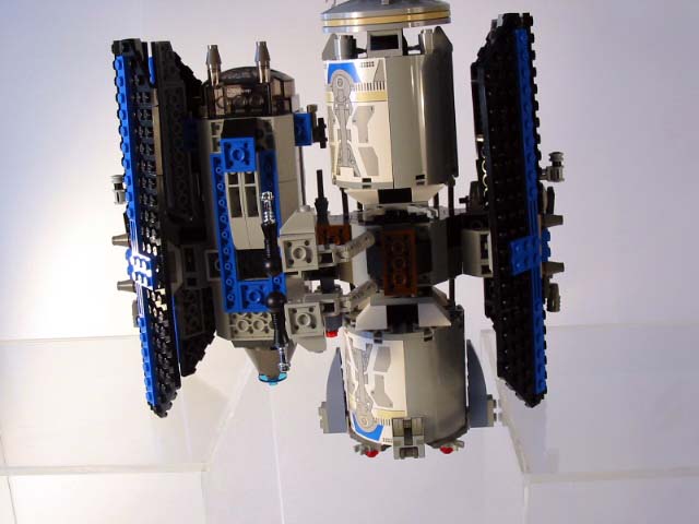 adv_4_27.jpg