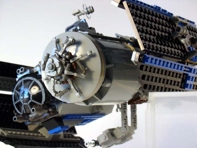 adv_4_32.jpg