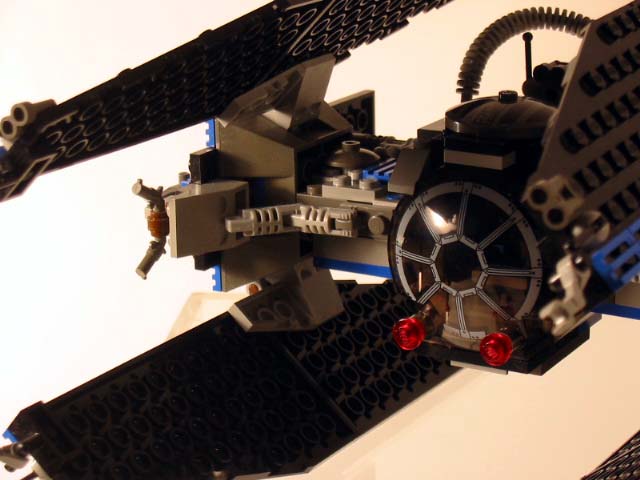 adv_8_22.jpg