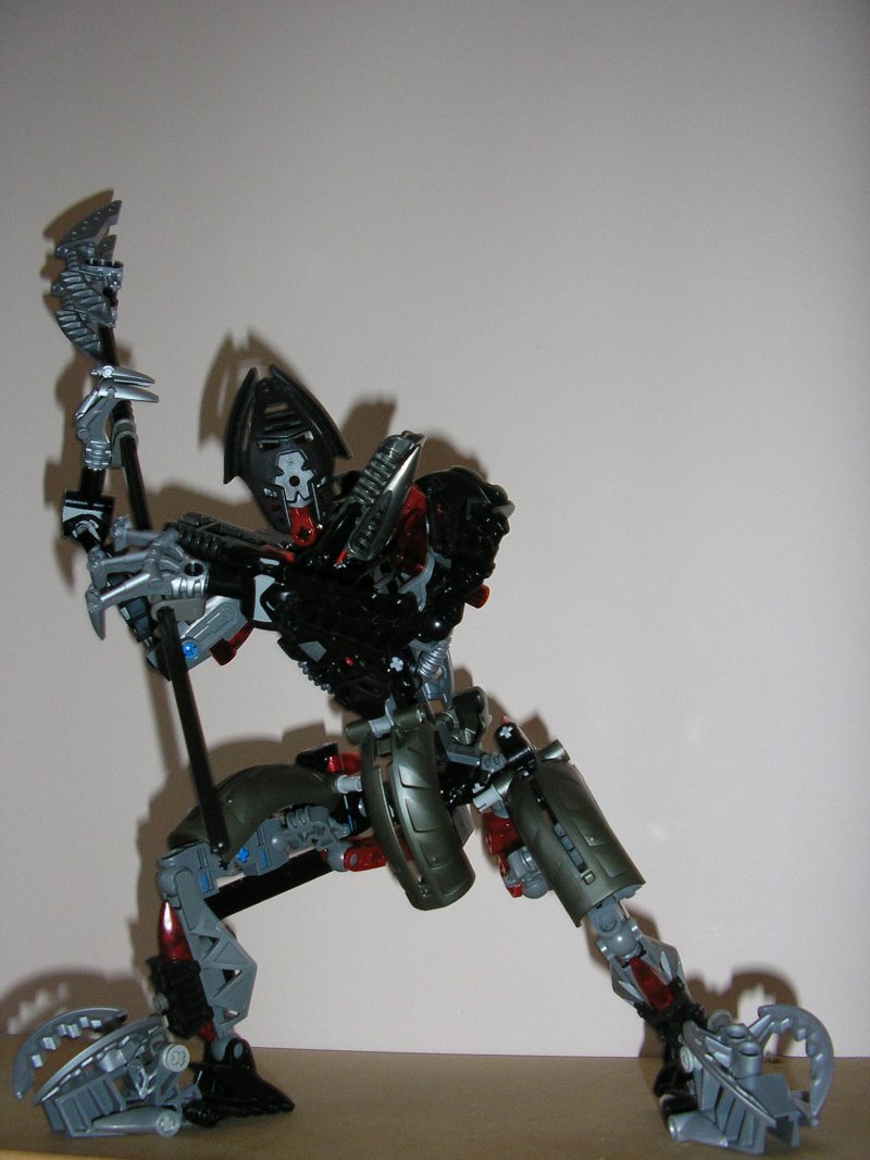 makuta_action.jpg
