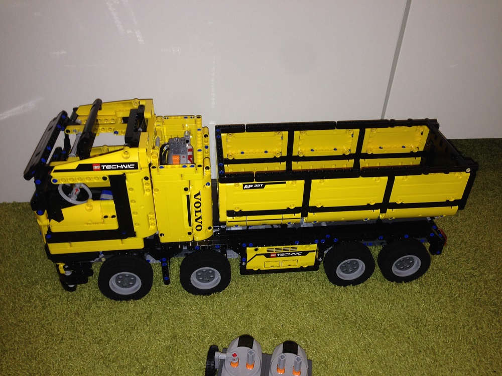 dumptruck14small.jpg