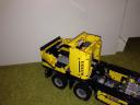 dumptruck13small.jpg