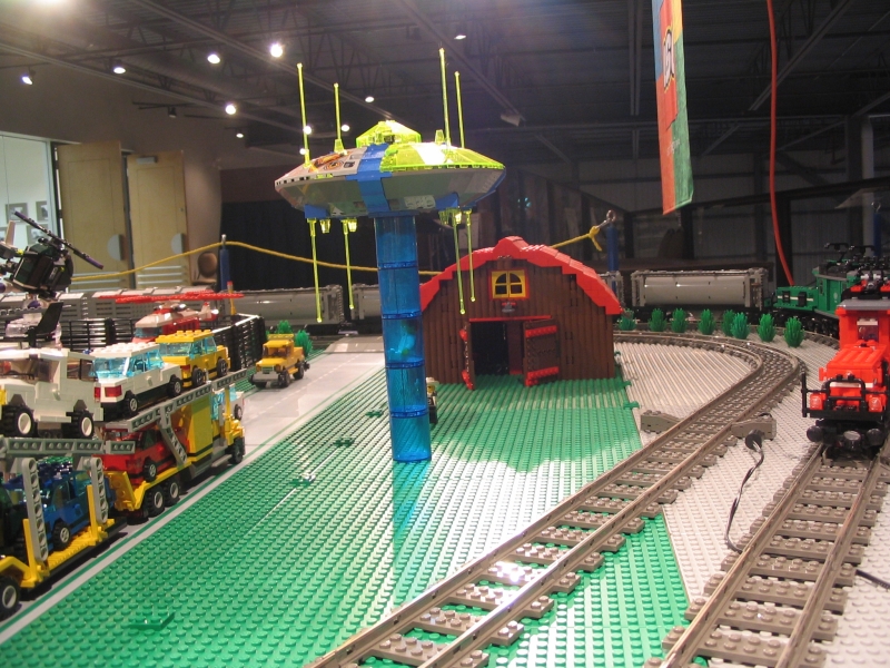 exporail_2007_barn_ufo_005.jpg