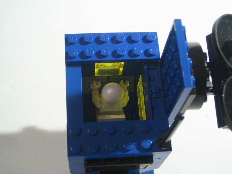 mobile_tracking_station_14.jpg