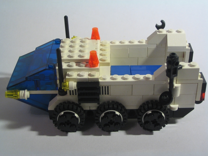 mobile_tracking_station_20.jpg
