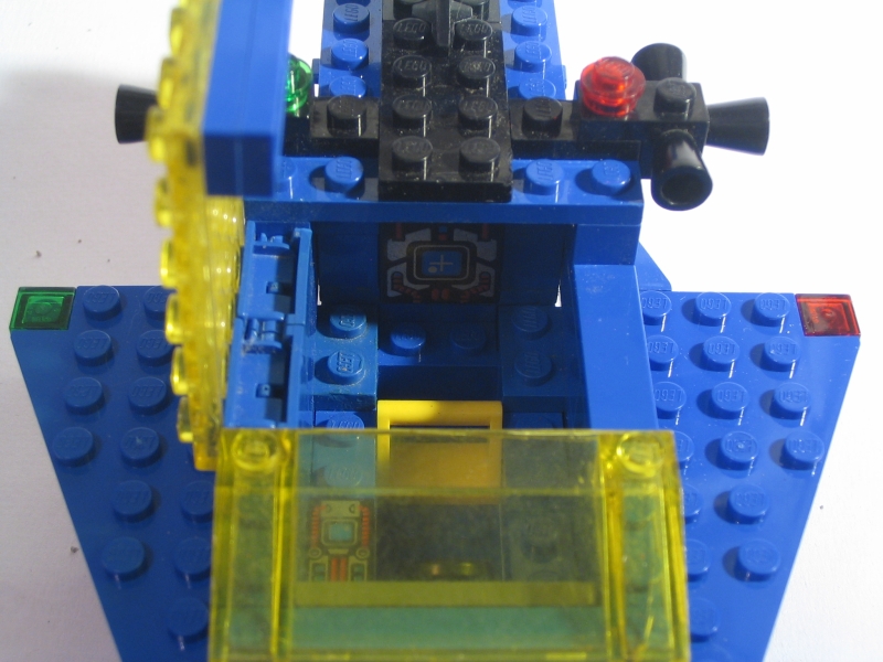 ll_918_blue_05.jpg