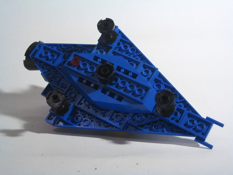 ll_918_blue_07.jpg