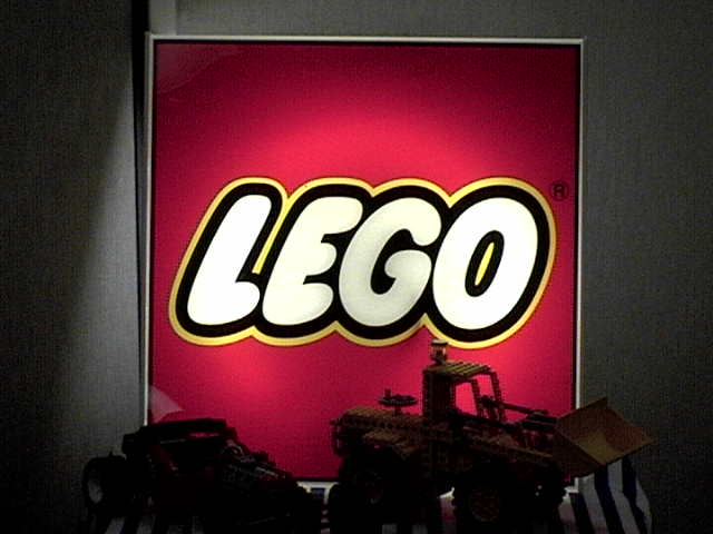 lego-sign.jpg