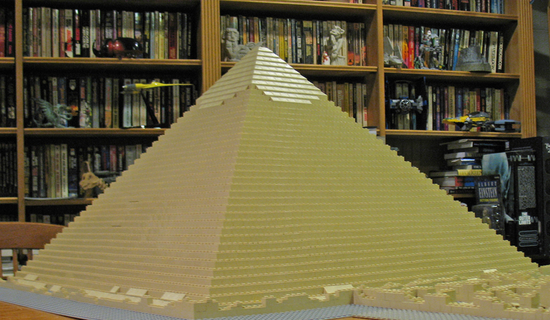 pyramid01.jpg