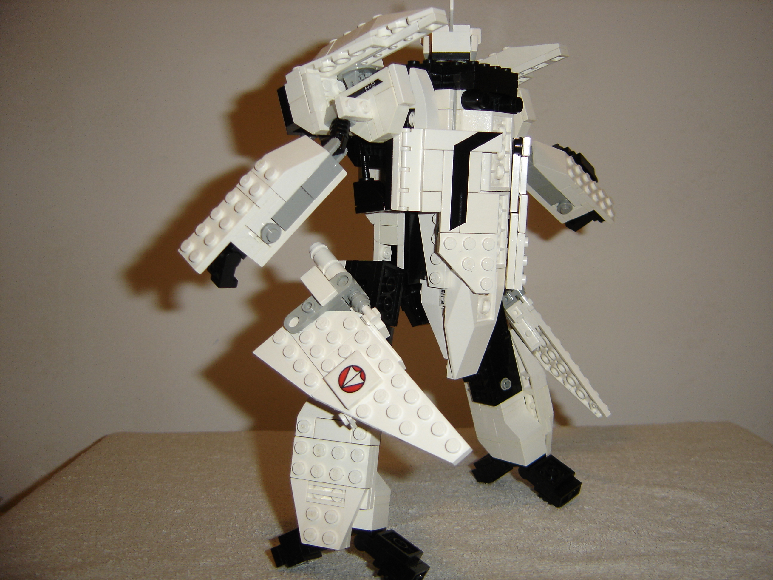 hurricane_battroid_7.jpg