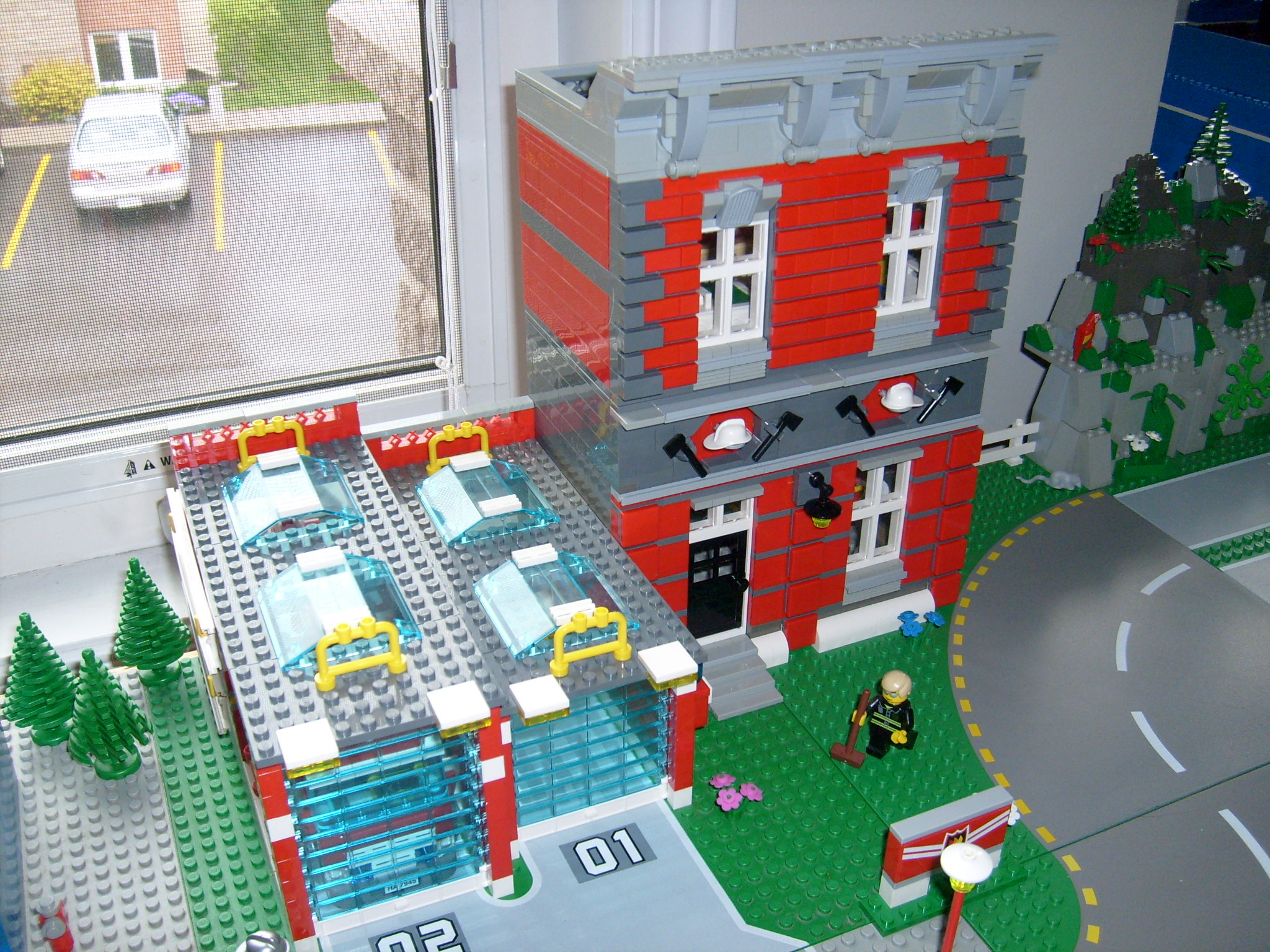 b_-_fire_station_002.jpg