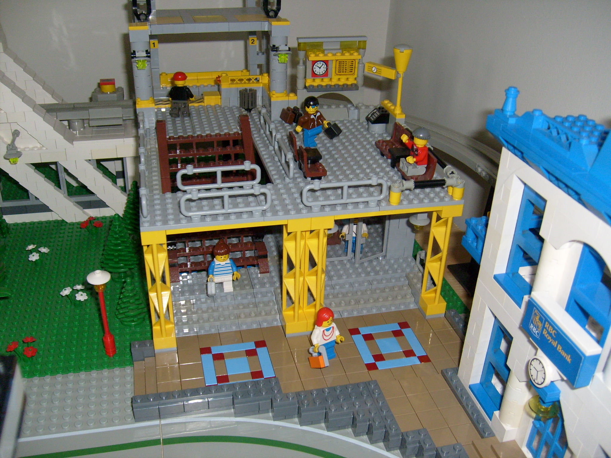 monorail_station_012.jpg