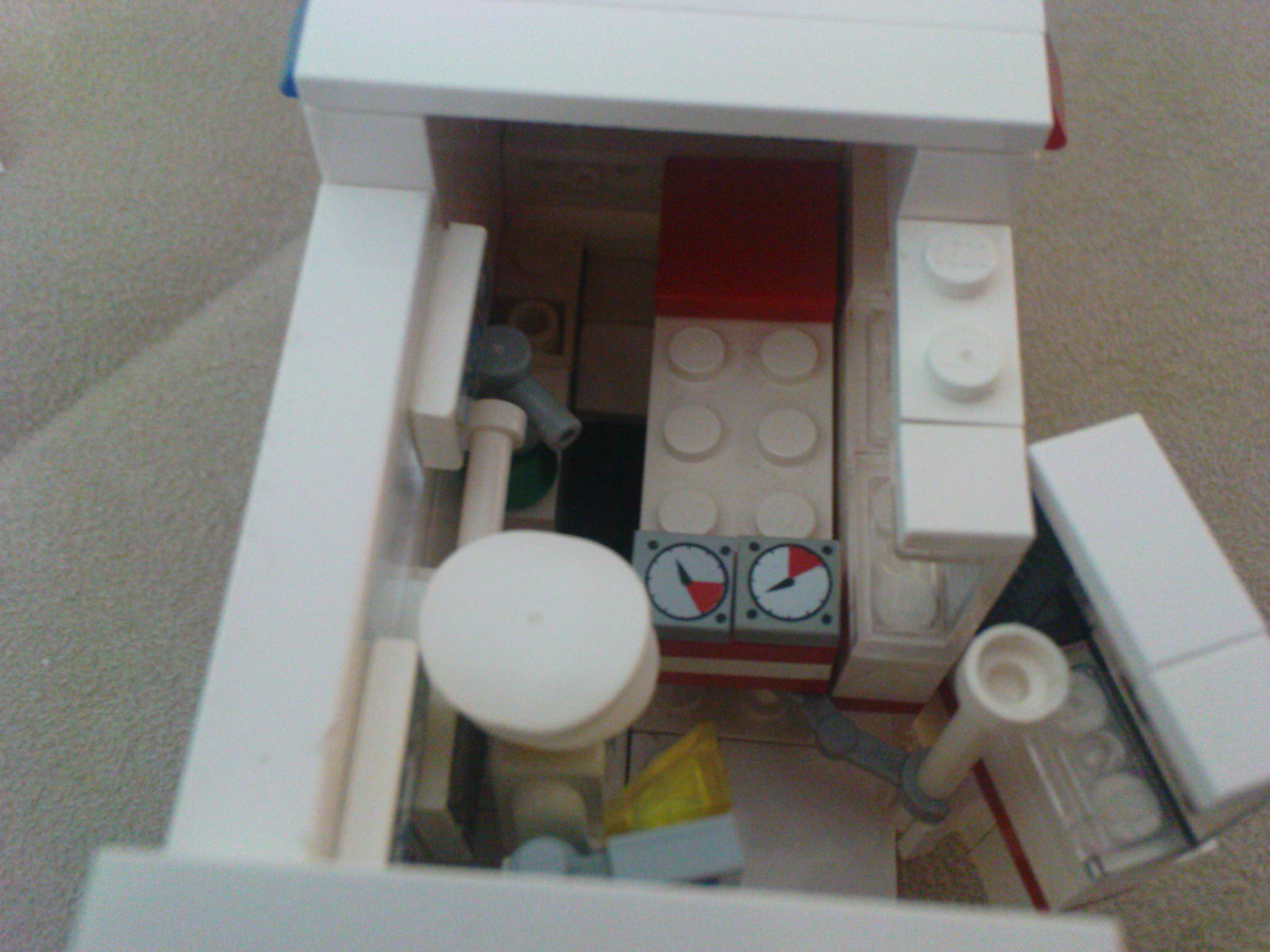 ambulance4.jpg
