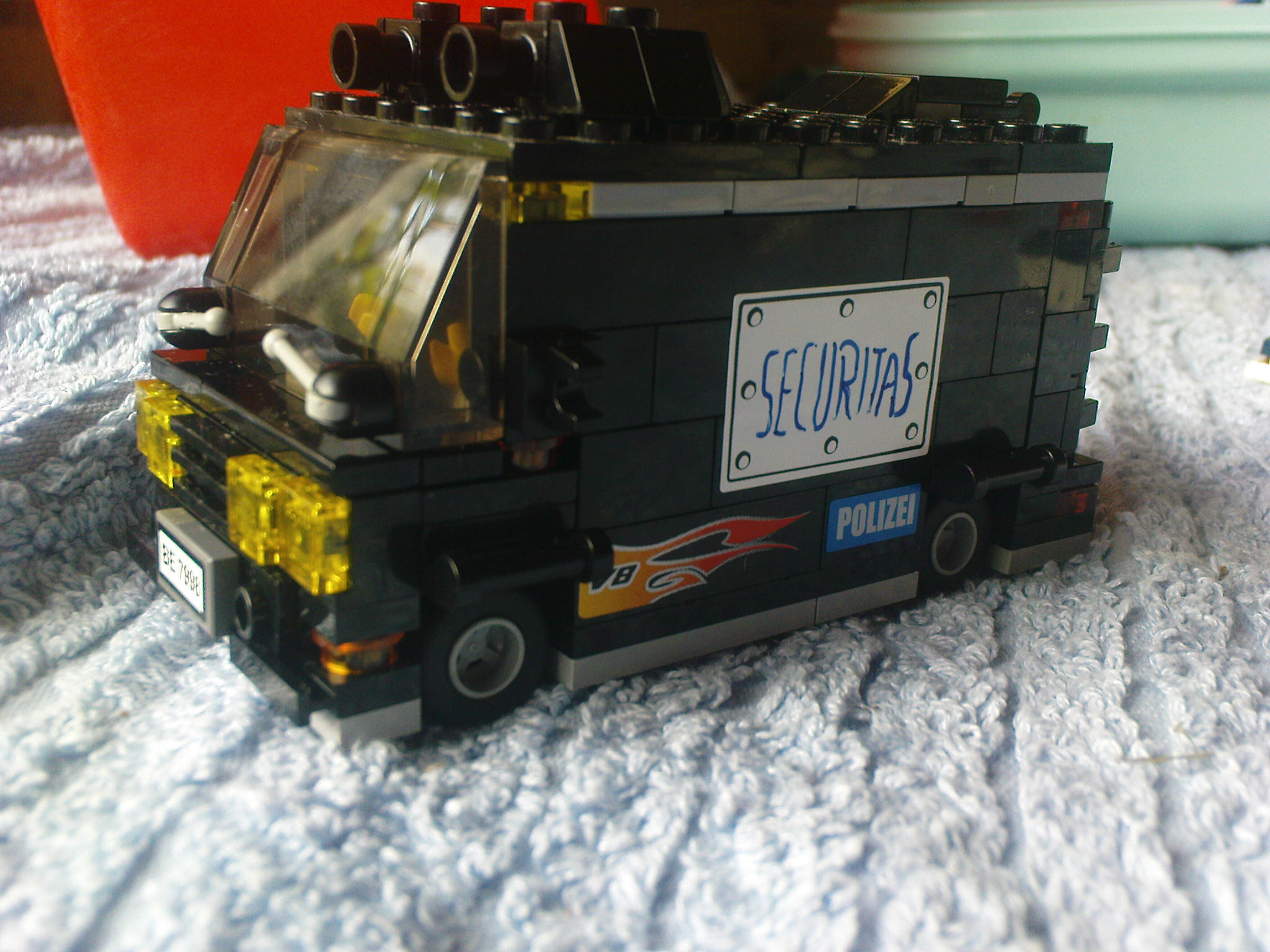 securitas_van.jpg