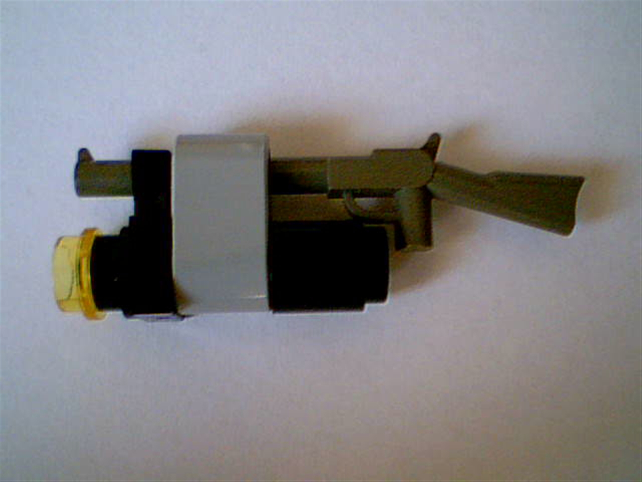 bio_first_gun_8.jpg