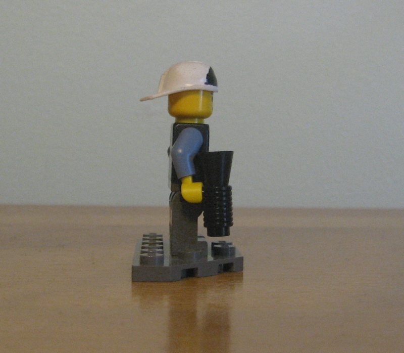 04rebel_van_guard.jpg