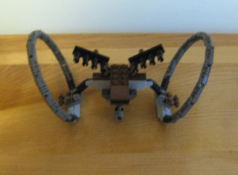 01mini_hailfire_droid.jpg