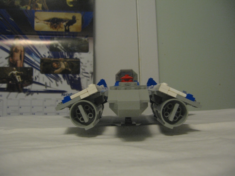 03anakins_jedi_starfighter.jpg