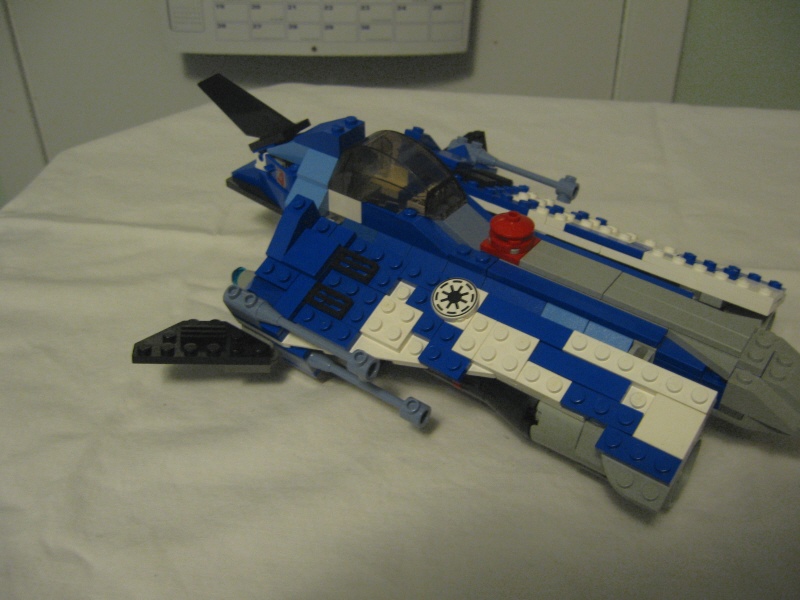 06anakins_jedi_starfighter.jpg