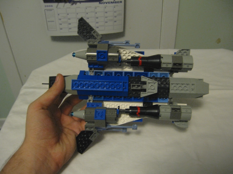 07anakins_jedi_starfighter.jpg