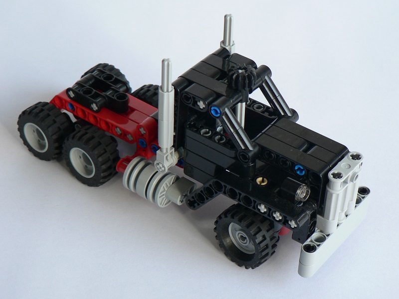 moc_truck_upper.jpg