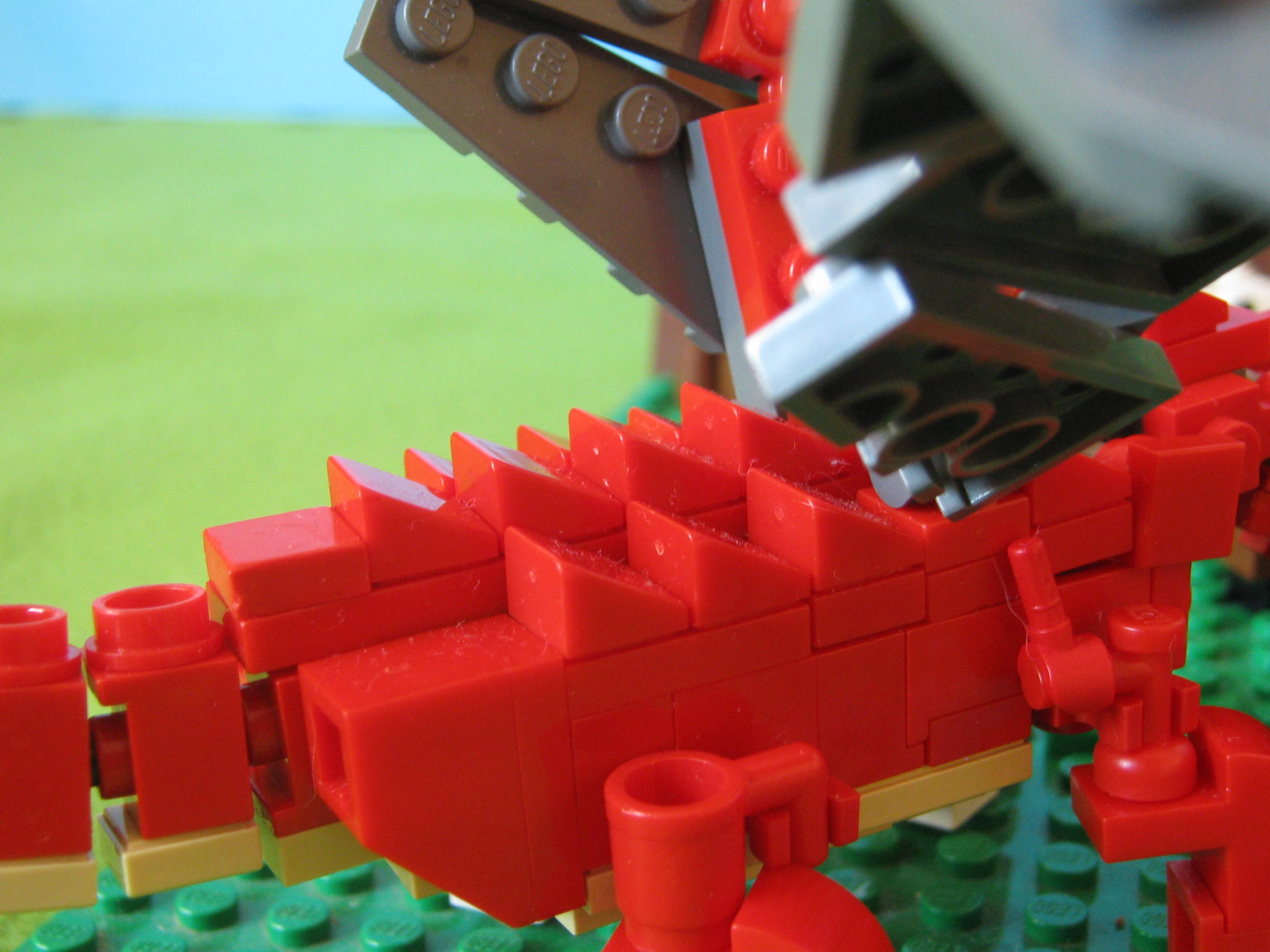 lego2_100.jpg