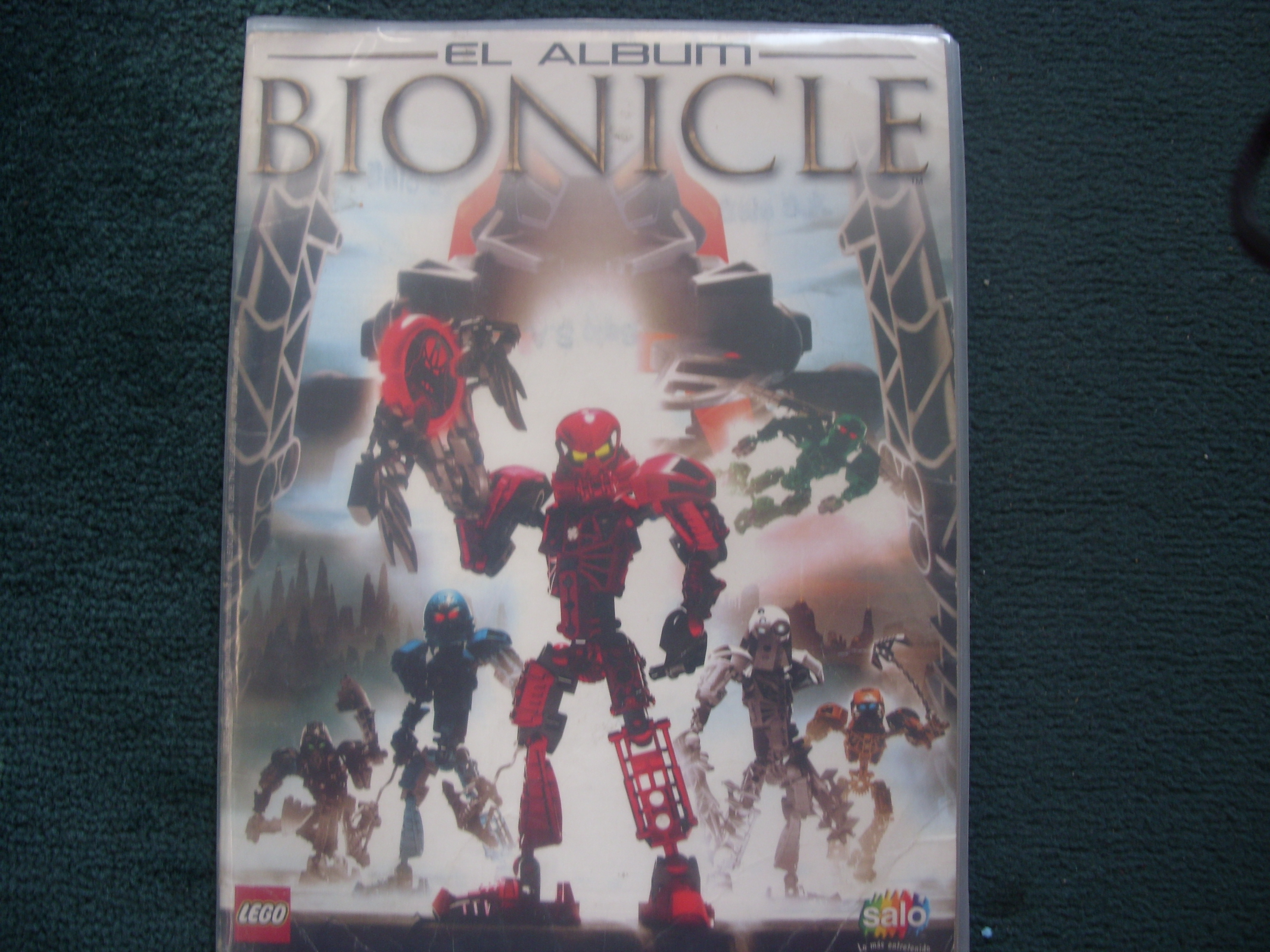 bionicle_album_00.jpg