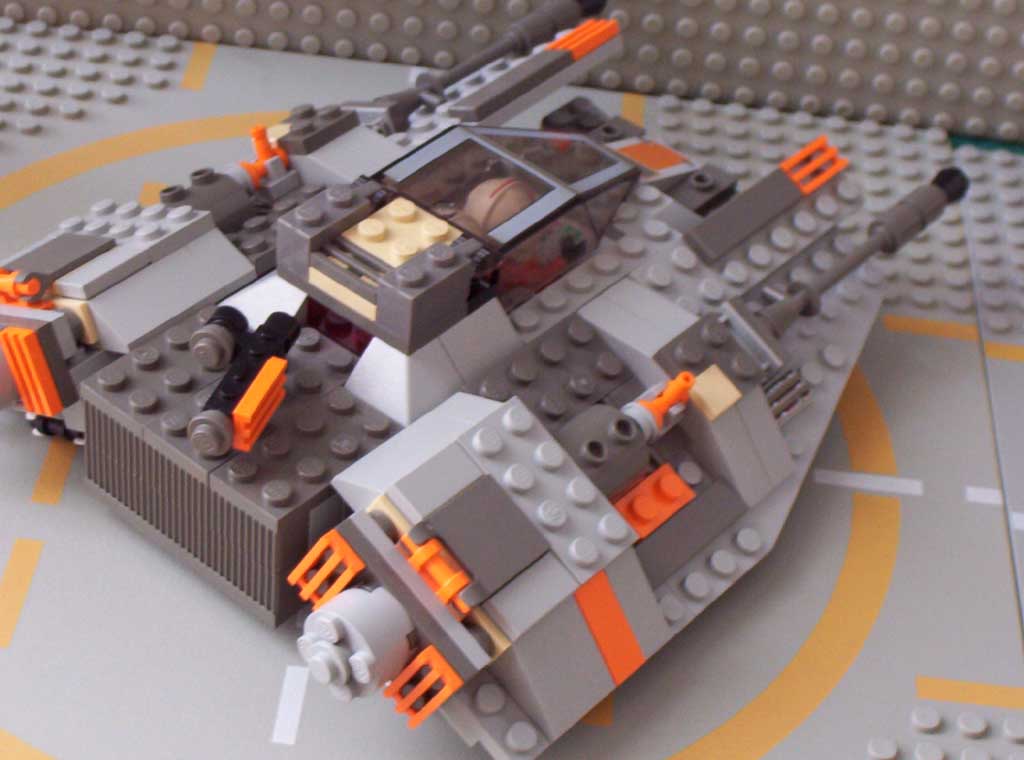 snowspeeder_moc07.jpg