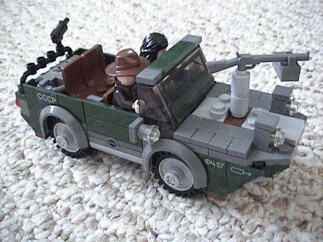 indiana_jones_car_chase_006.jpg