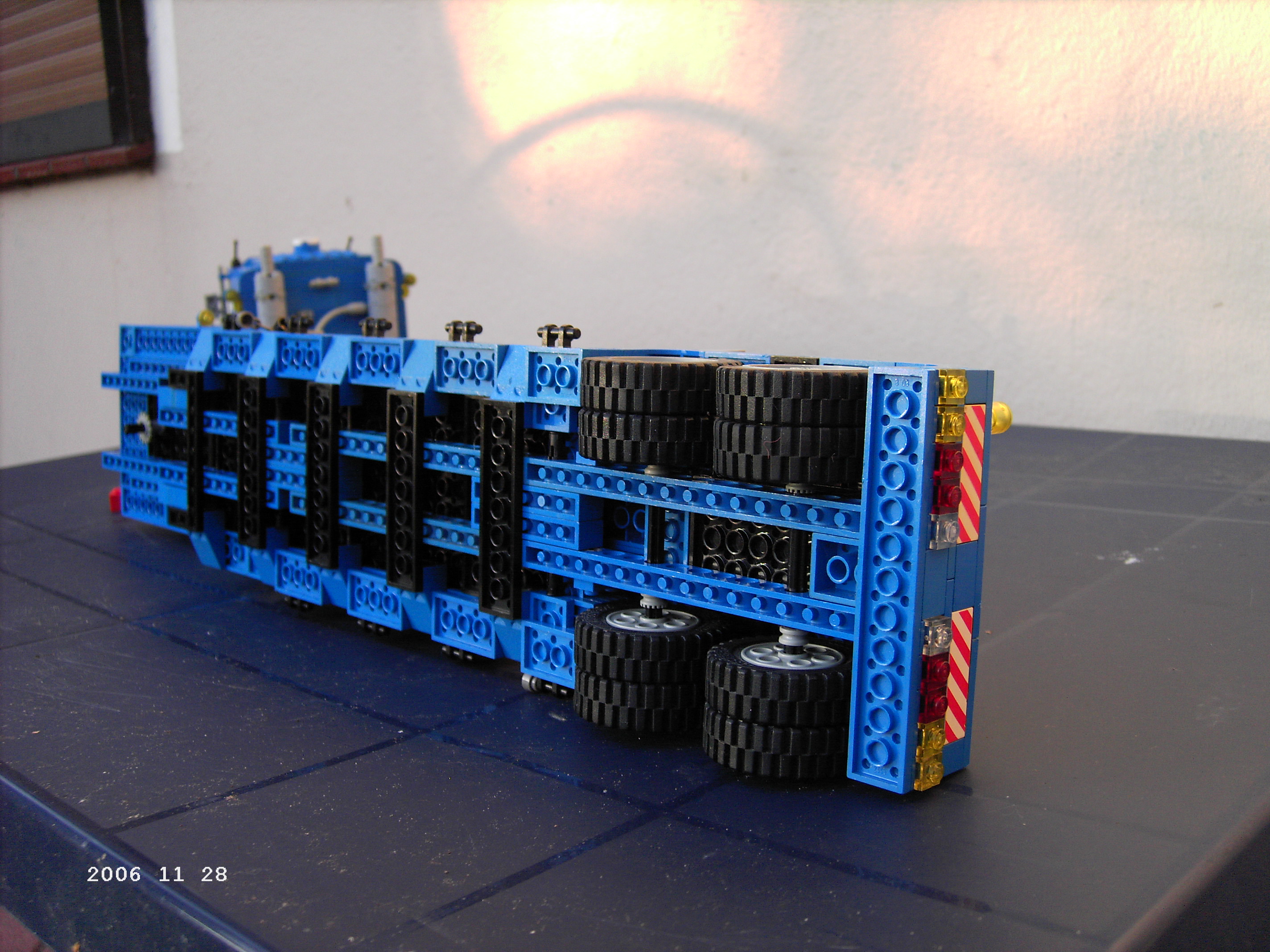 truck_blau11.jpg