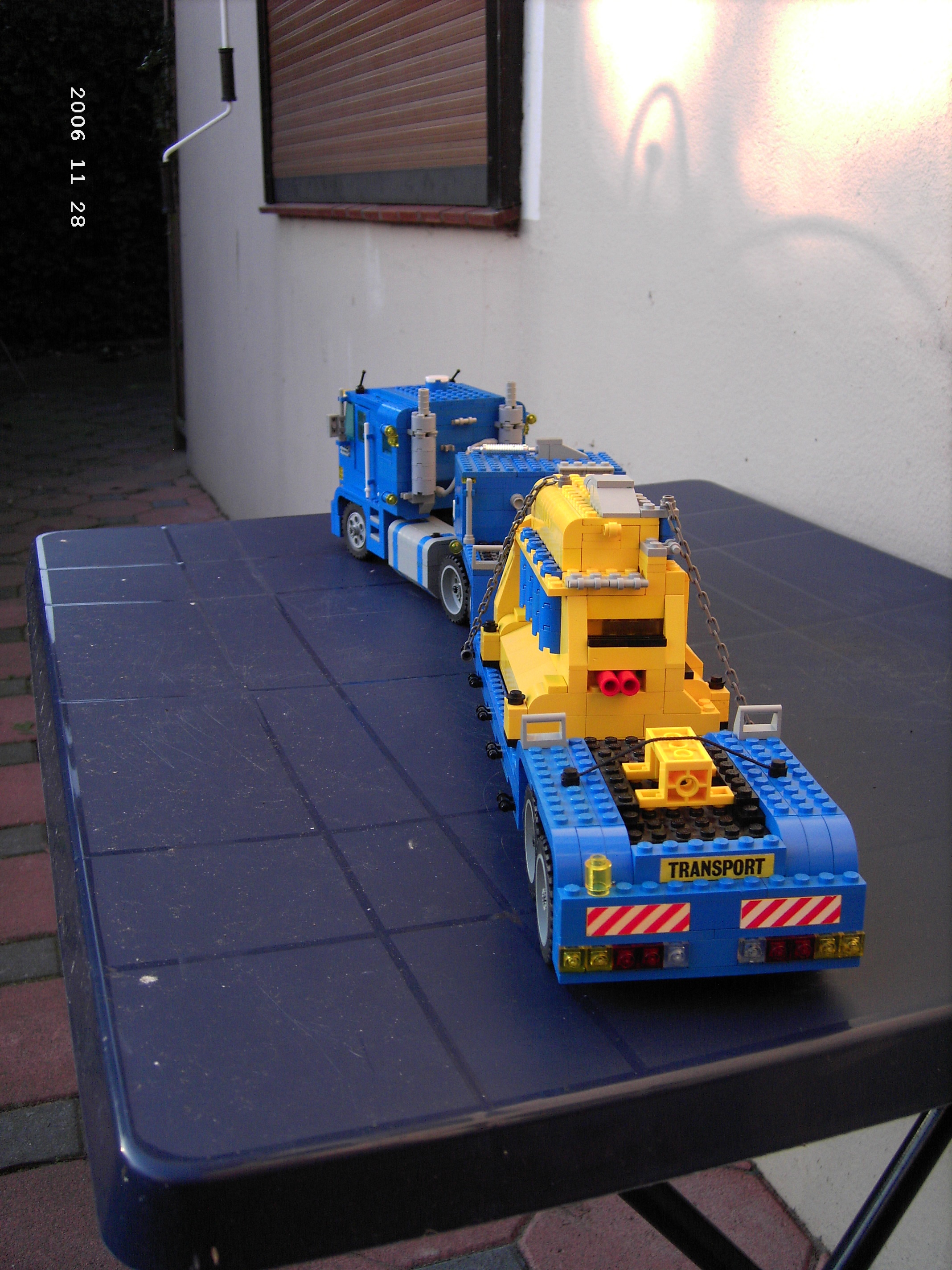 truck_blau2.jpg