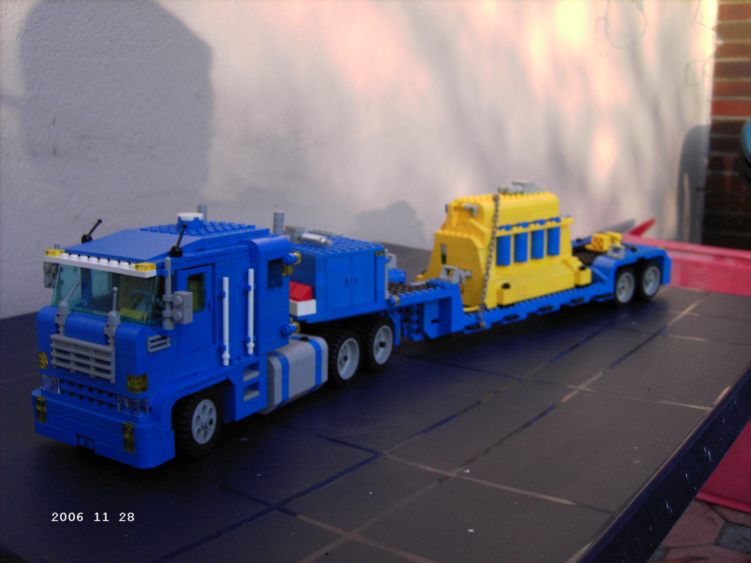 truck_blau4.jpg