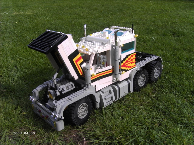 trucks_035.jpg