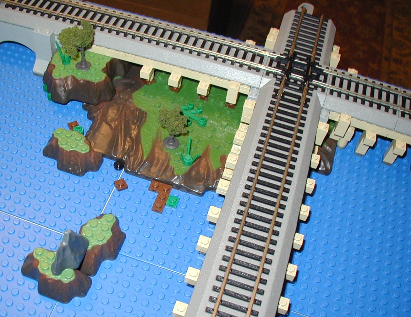 2007-01-04-thr-lego-mega-ho-trains5.jpg