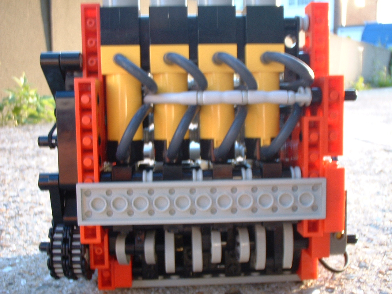 pneumatic_v8_-_11.jpg