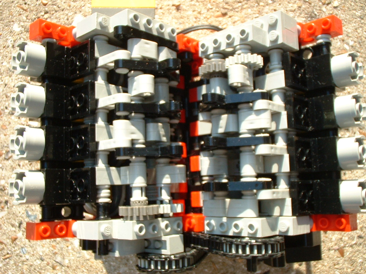 pneumatic_v8_-_2.jpg