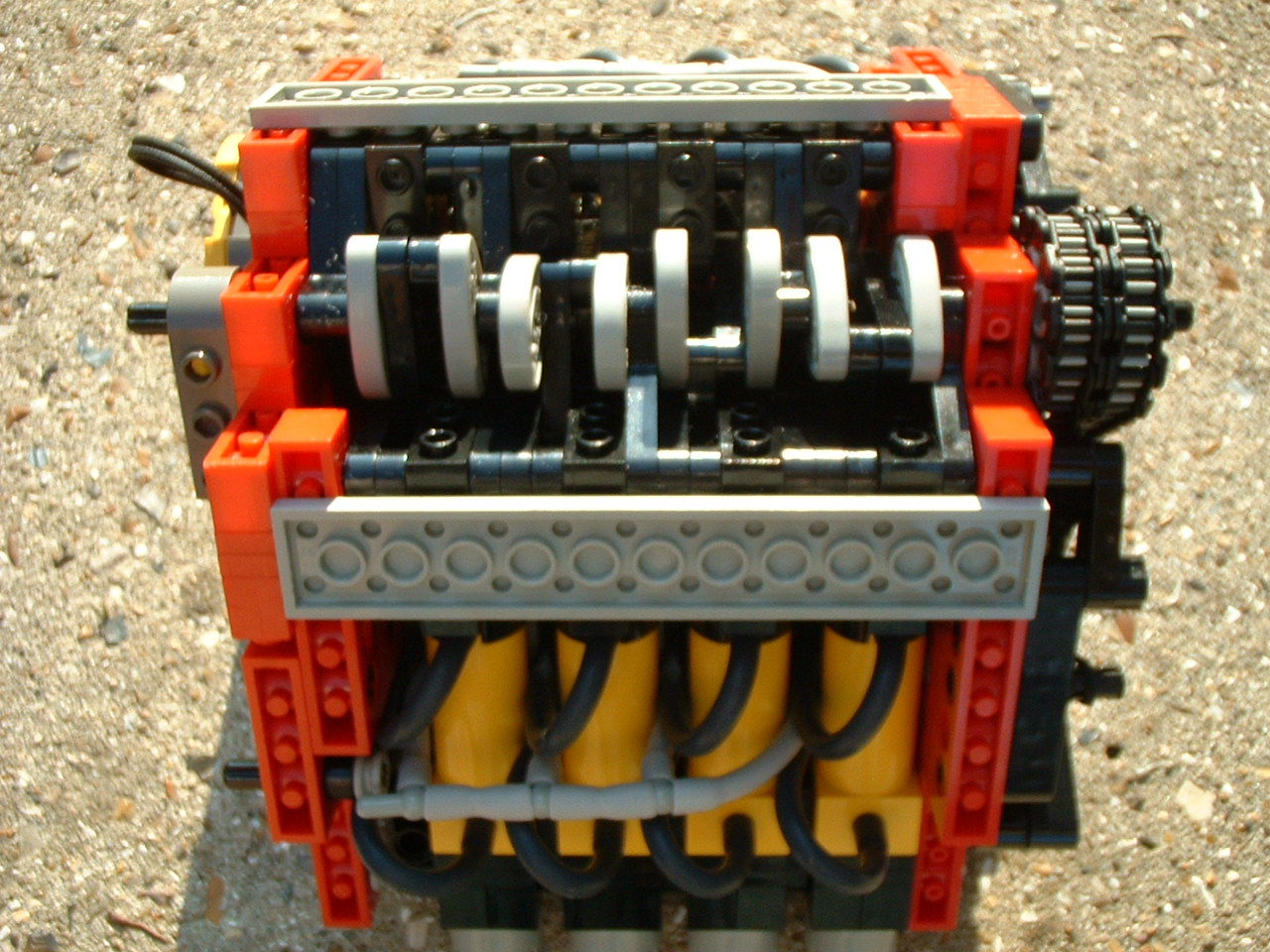 pneumatic_v8_-_6.jpg