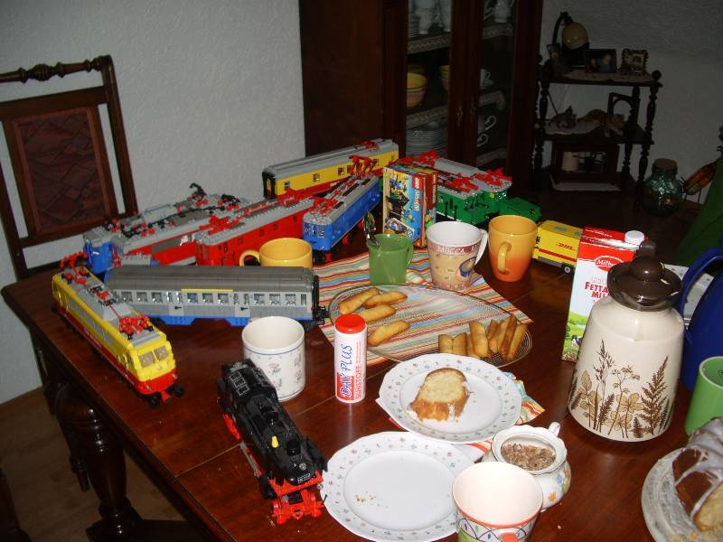 imgp4886_erpelmutz_trains_between_coffee_and_cake.jpg