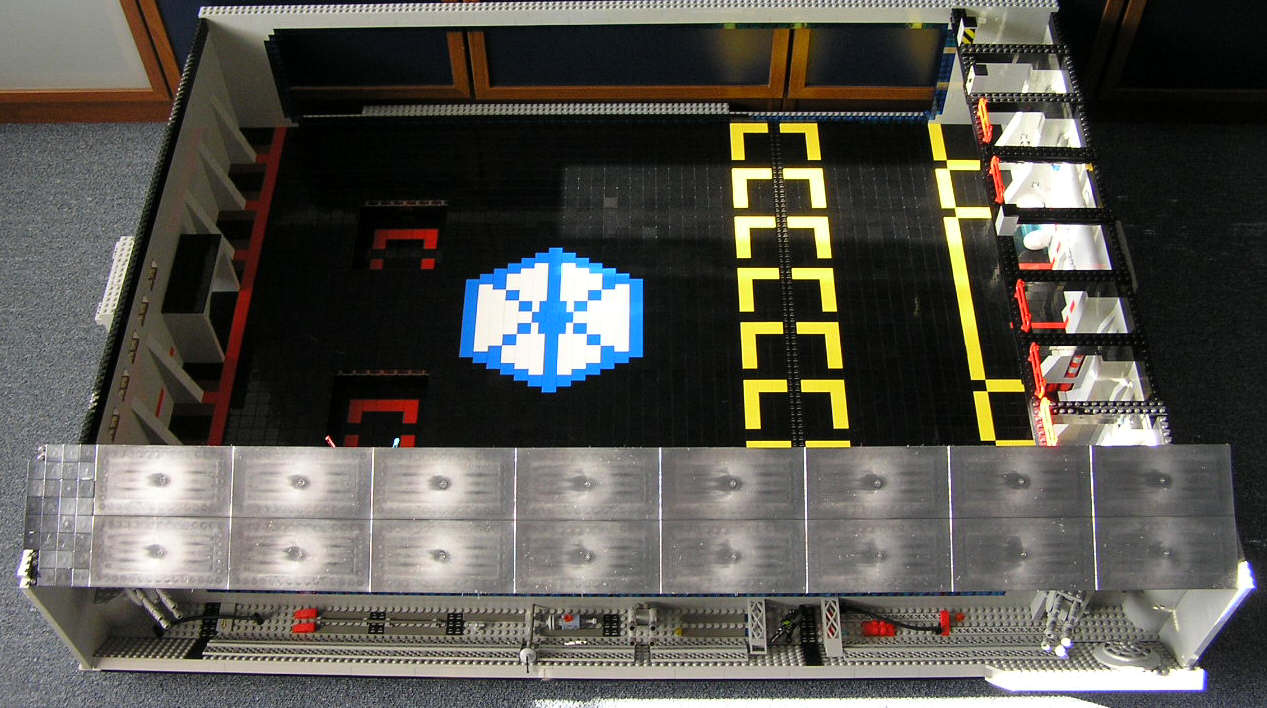 epiii-hangar_01.jpg