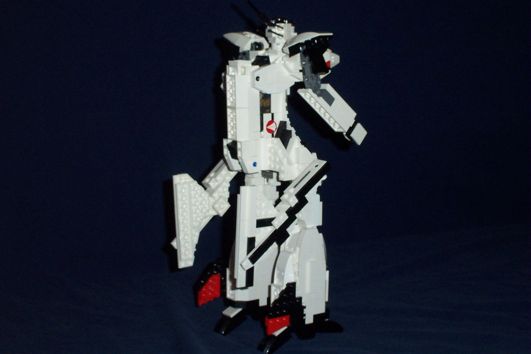 vf19-battroid3.jpg