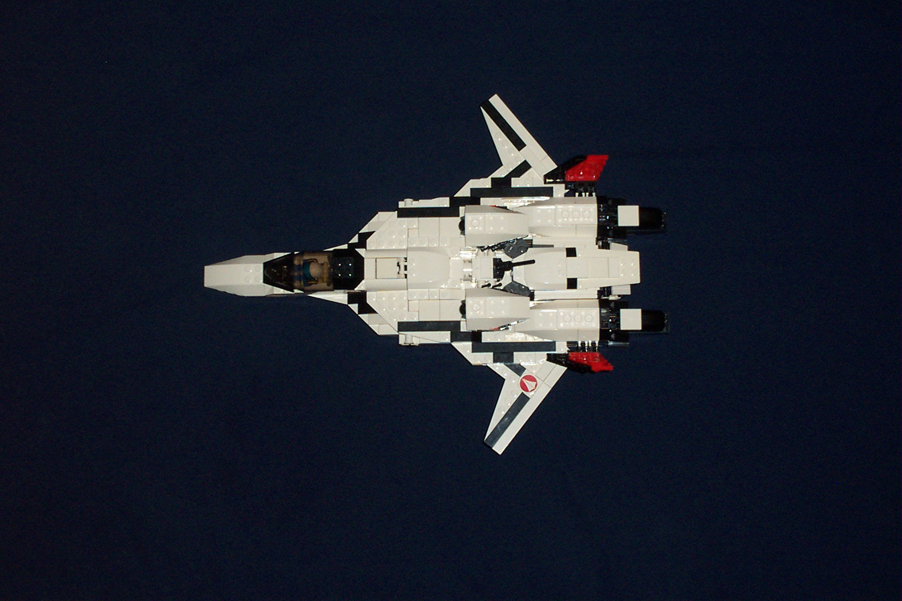 vf19-fighter1.jpg