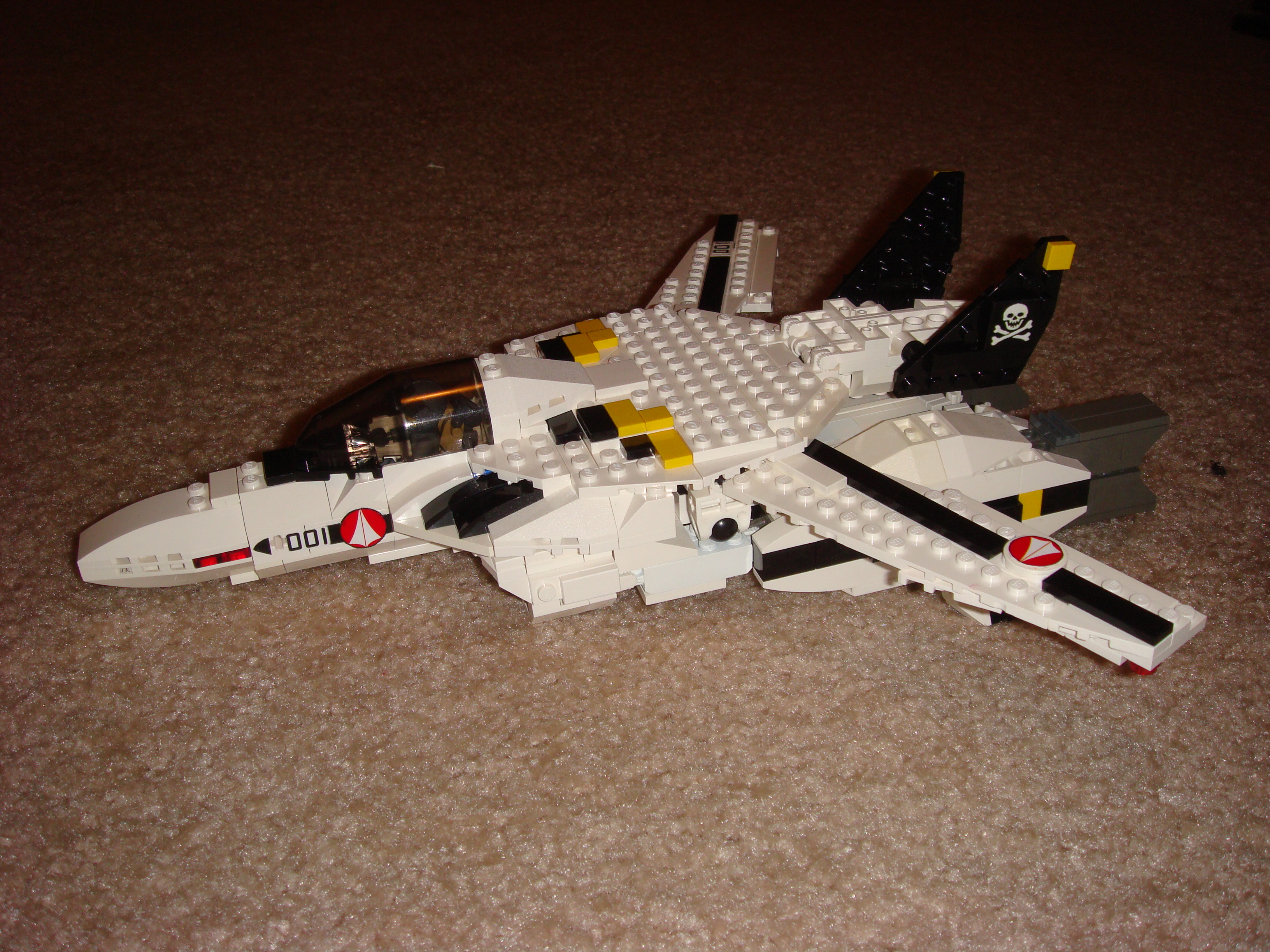 vf-1s_fighter.jpg