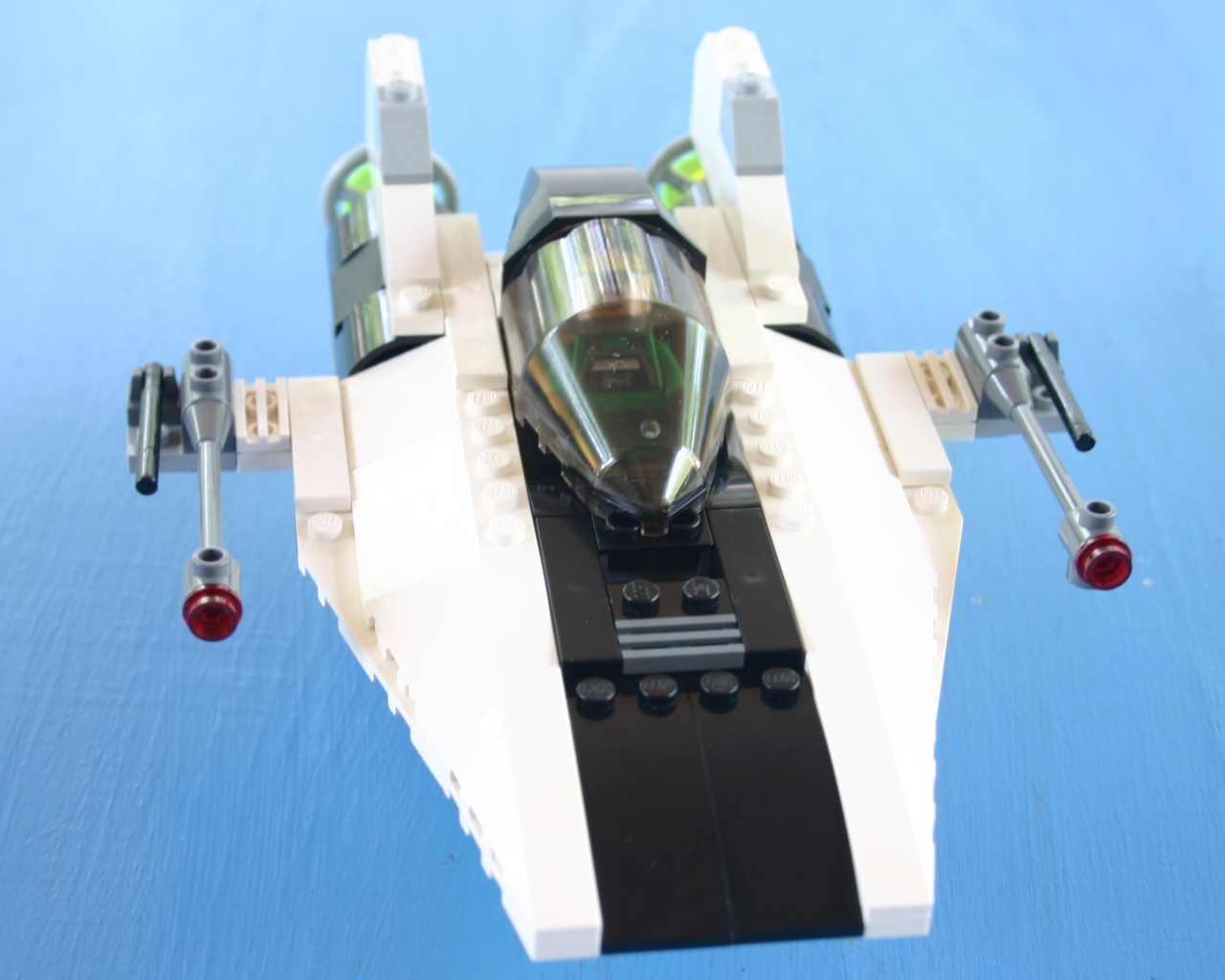 black_a-wing_002.jpg