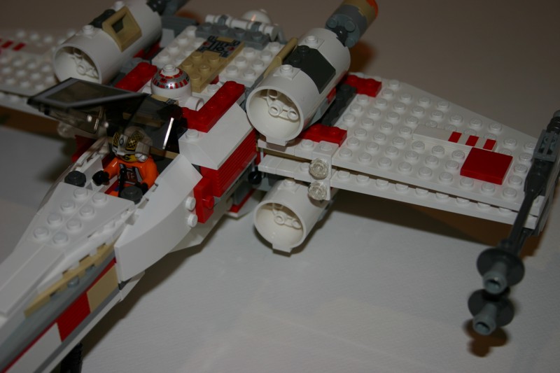 red_3_02_small.jpg