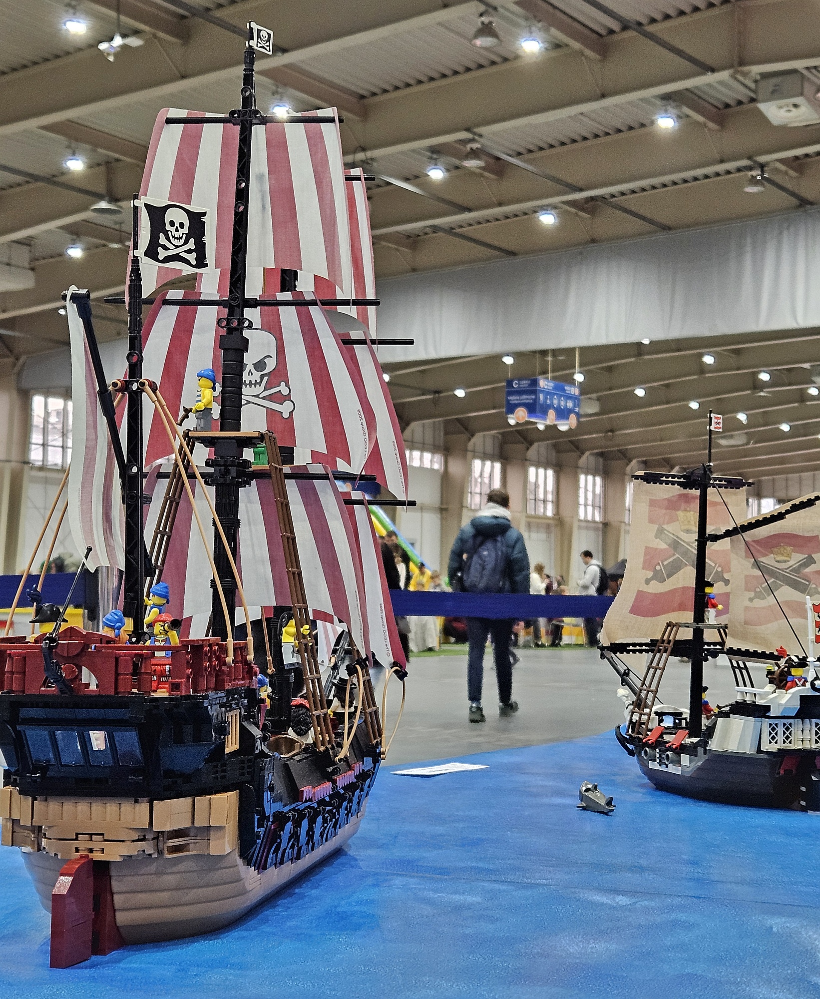 exhibition1.jpg